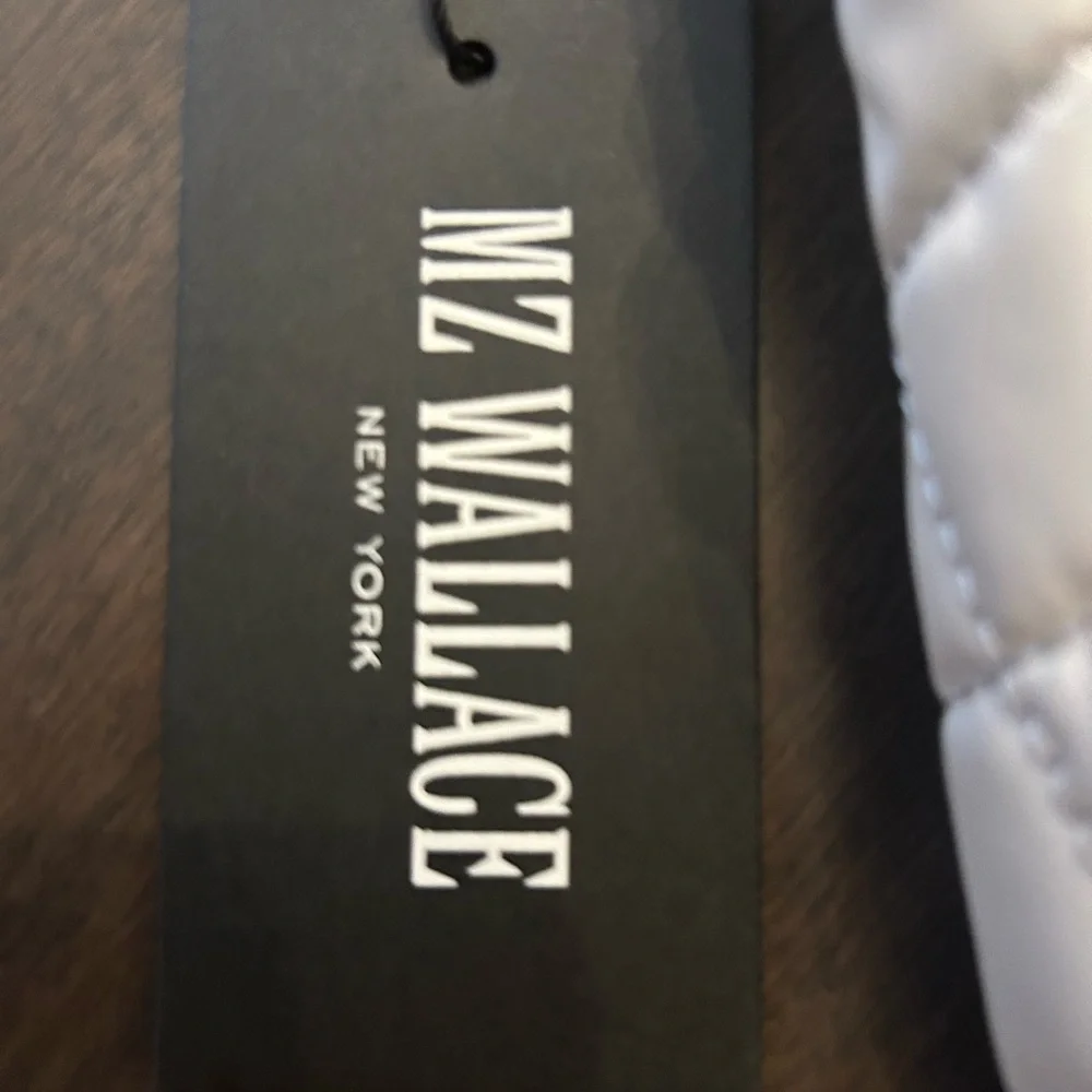 Quilted Crossbody crossbody sling Bag - pebble liquid - Picture 6 of 9